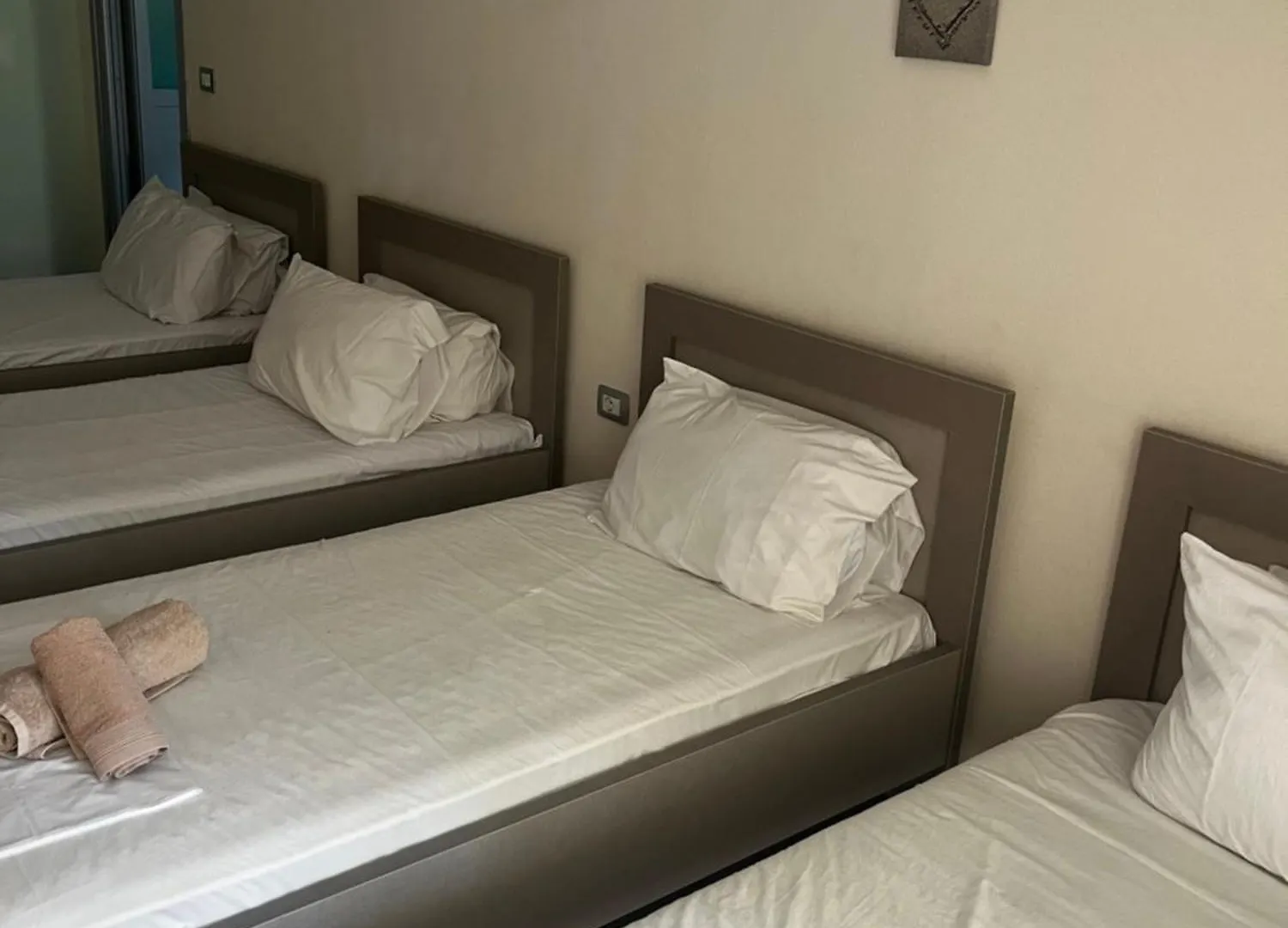 Riviera Rooms ساراندا شقة
